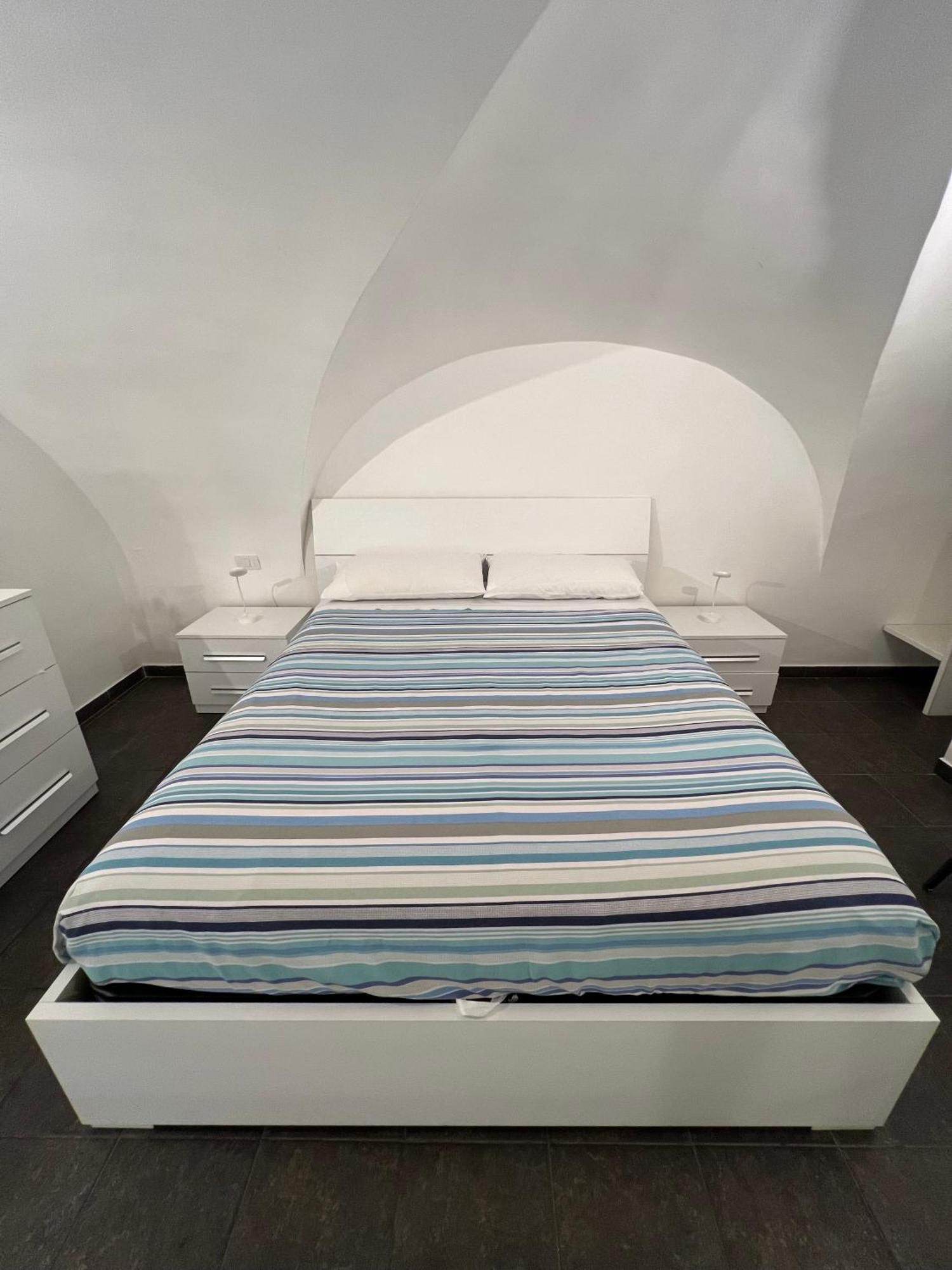 G House Apartment Catania Bagian luar foto